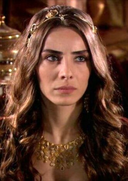 Nur Fettahoğlu photo