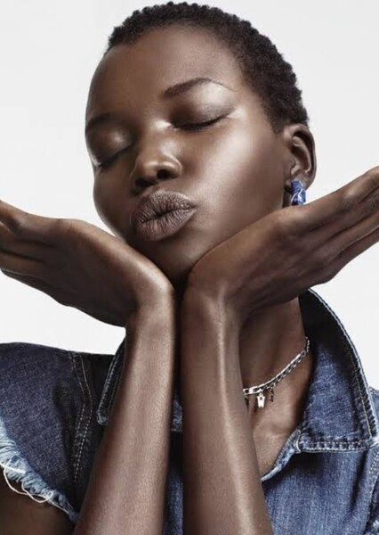 Nykhor Paul photo