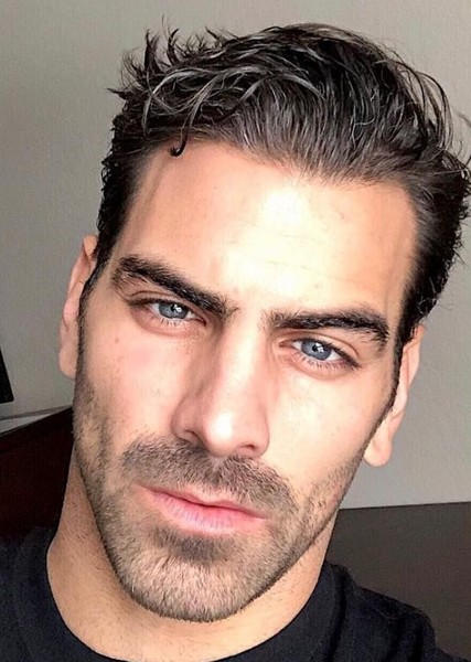 Nyle DiMarco photo