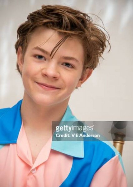 Oakes Fegley photo