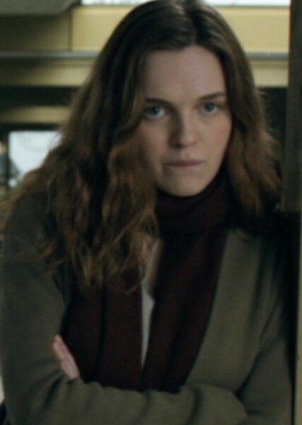 Odessa Young photo