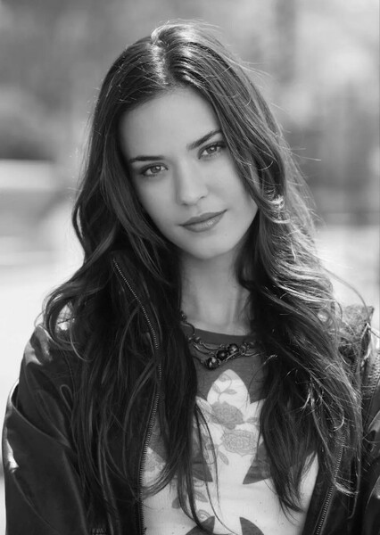 Odette Annable