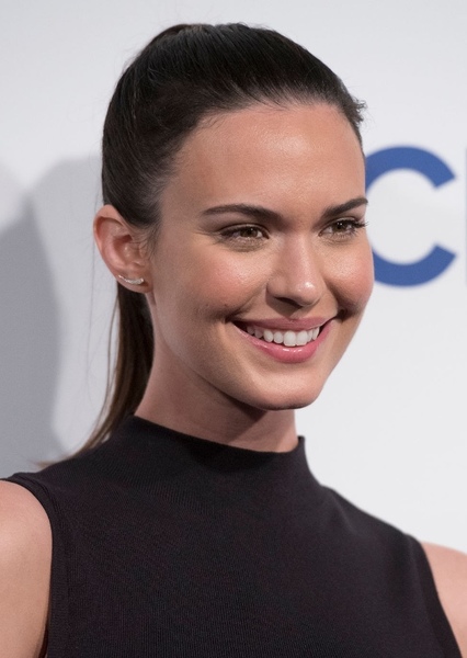 Odette Annable photo
