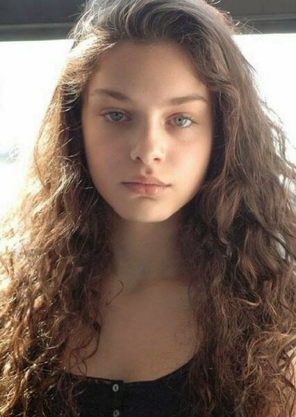 Odeya Rush photo