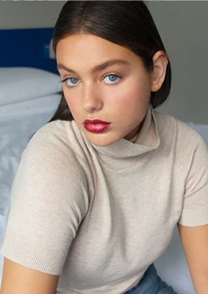 Odeya Rush photo