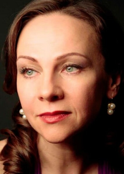 Olena Uzliuk photo