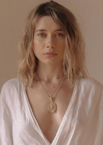 Olesya Rulin photo