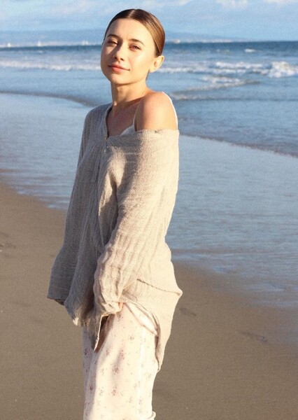 Olesya Rulin photo