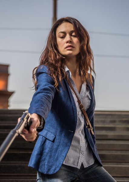 Olga Kurylenko photo