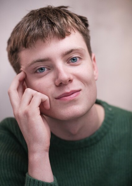 Oliver Finnegan photo