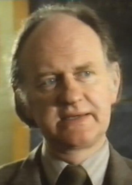 Oliver Ford Davies photo