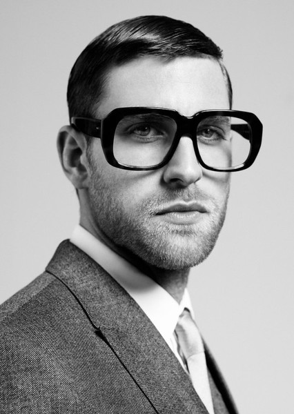 Oliver Jackson-Cohen photo