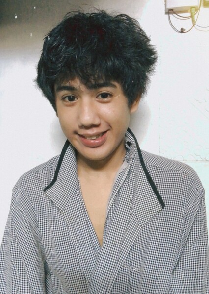 Oliver Jr Dela Peña photo