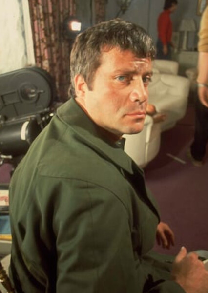 Oliver Reed