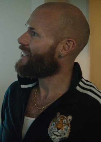Oliver Trevena photo