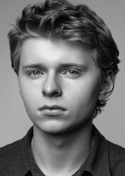 Oliver West photo