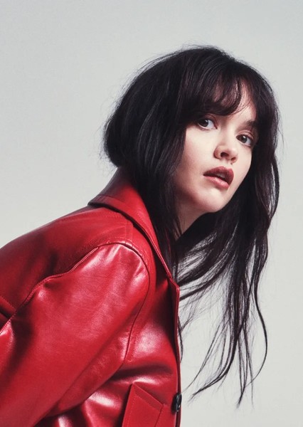 Olivia Cooke photo