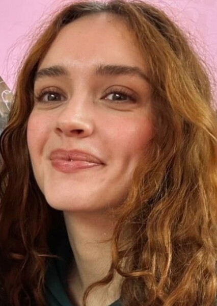 Olivia Cooke photo