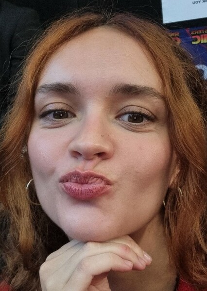 Olivia Cooke photo