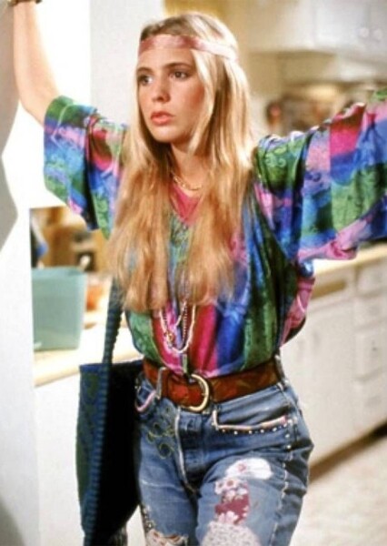 Olivia D'Abo photo