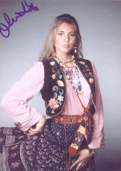 Olivia D'Abo photo