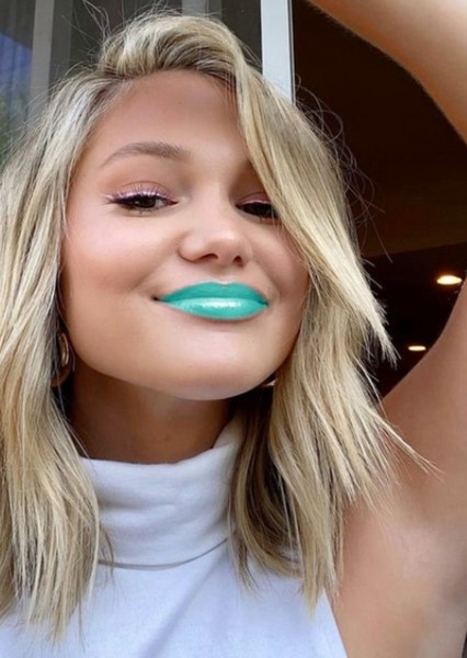 Olivia Holt photo