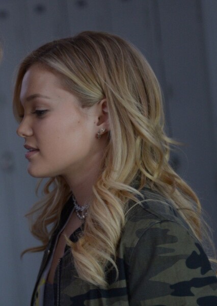 Olivia Holt photo
