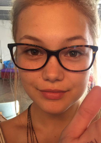 Olivia Holt photo