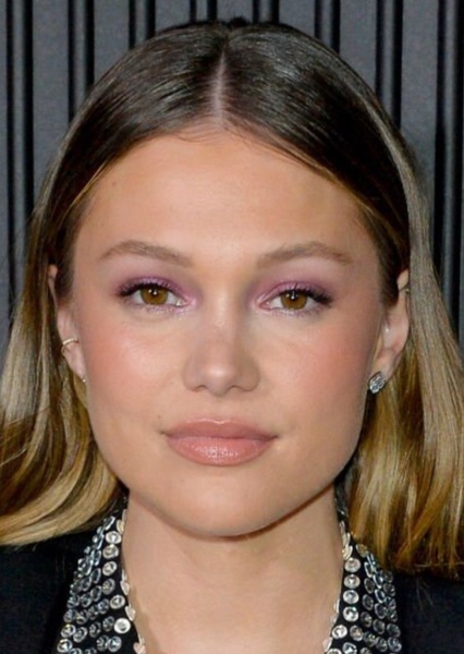 Olivia Holt photo
