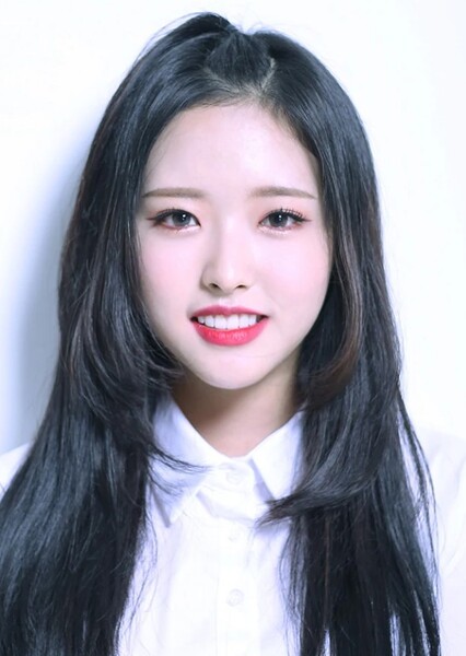 Olivia Hye (Son Hyejoo)