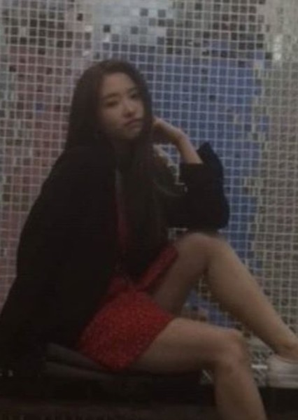 Olivia Hye (Son Hyejoo) photo