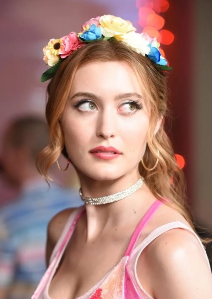 Olivia Macklin photo
