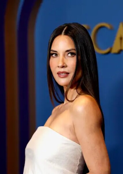Olivia Munn photo