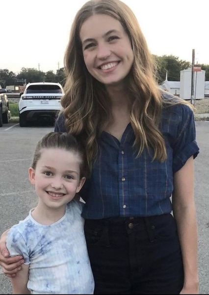Olivia Scott Welch and Kariana Karhu photo