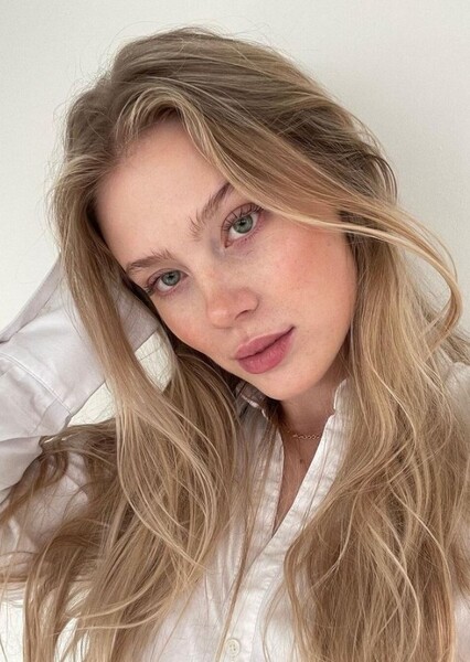 Olivia Sundberg photo
