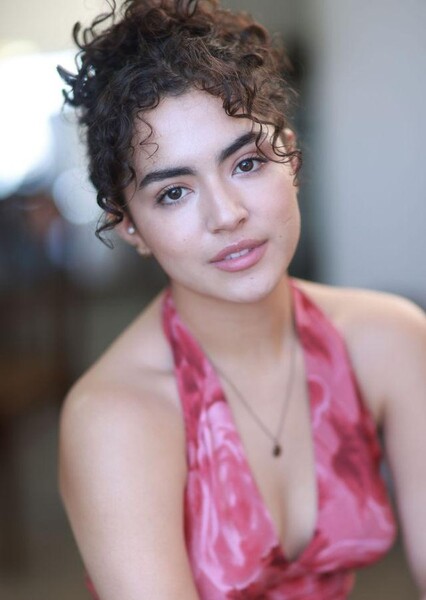 Olivia Tovar photo