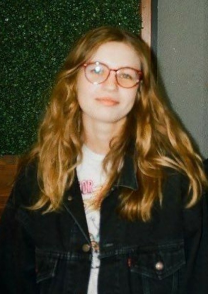 Olivia Scott Welch photo