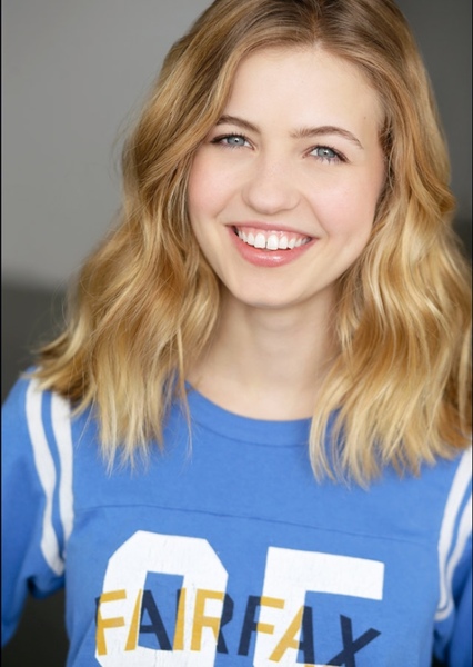 Olivia Scott Welch photo