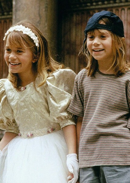 Olsen Twins photo