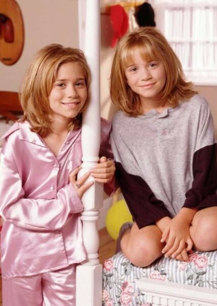 Olsen Twins photo