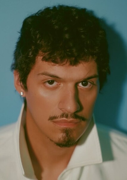 Omar Apollo photo