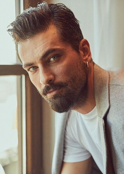 Onur Tuna photo
