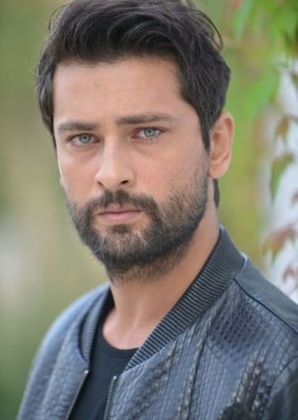 Onur Tuna photo