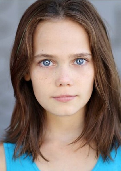 Oona Laurence photo