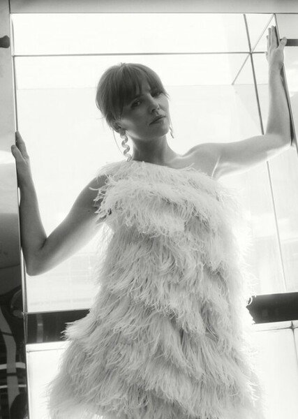 Ophelia Lovibond photo