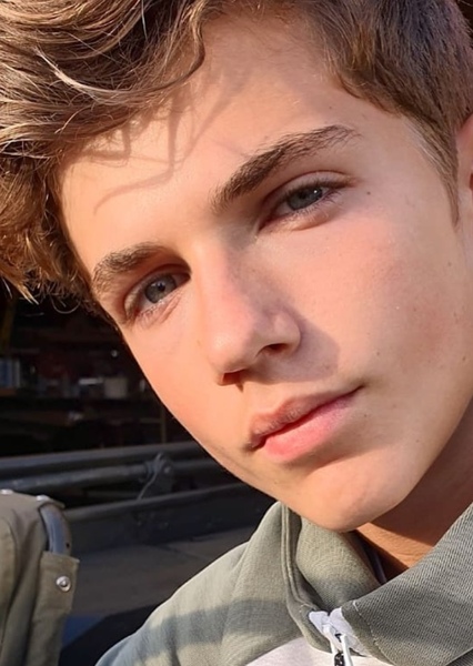 Oscar Curtis photo