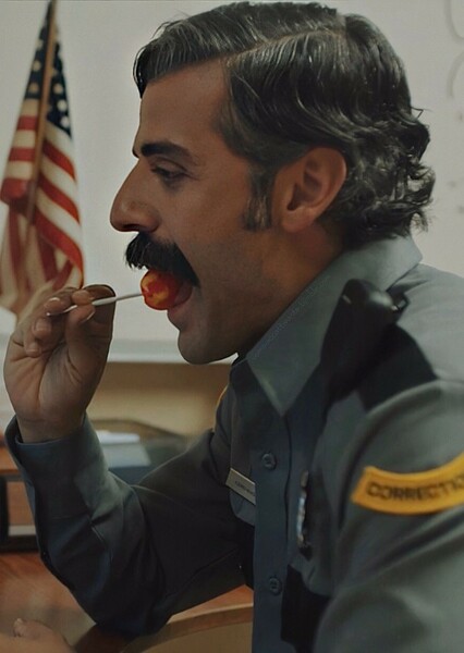Oscar Isaac photo