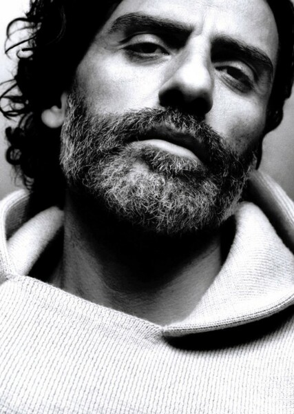 Oscar Isaac photo