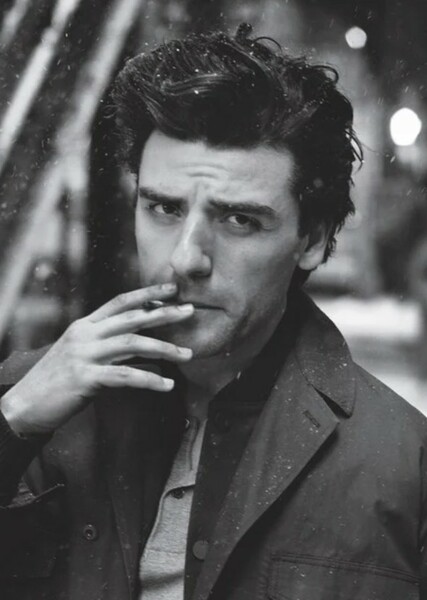 Oscar Isaac photo