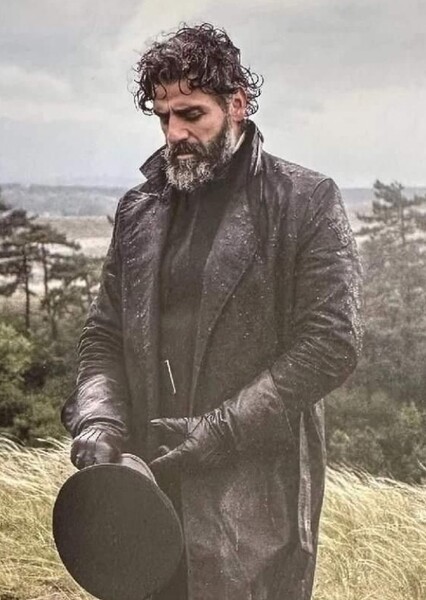 Oscar Isaac photo